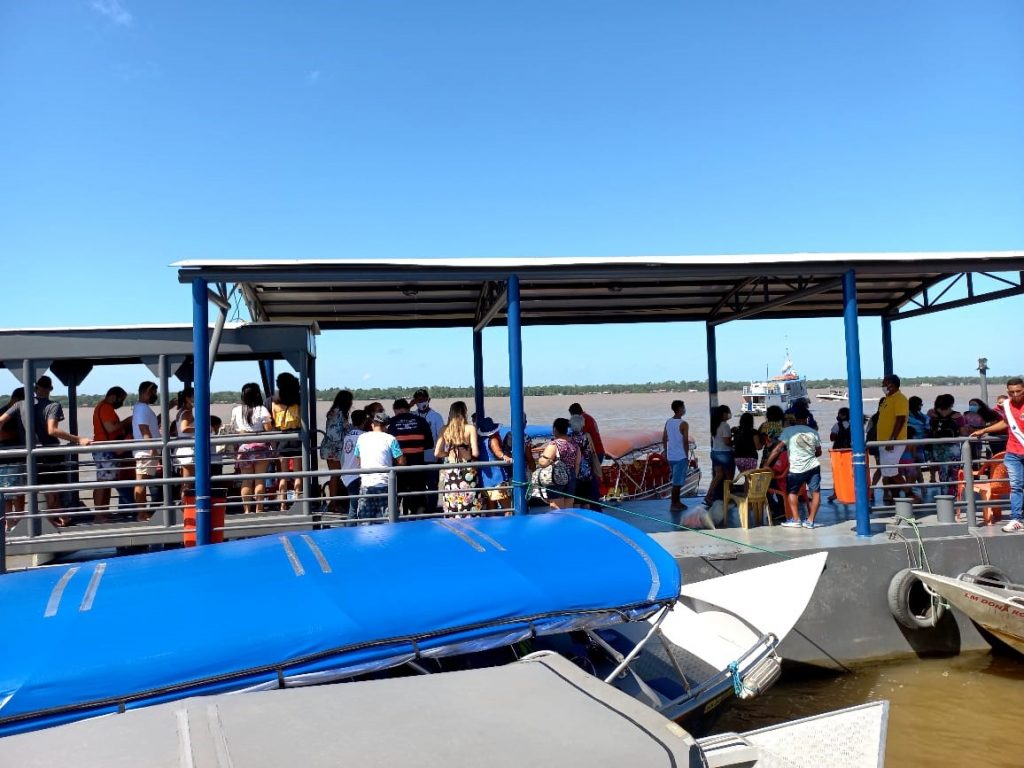 No Terminal Ruy Barata, na Praça Princesa Isabel, 4.666 pessoas fizeram a travessia para a ilha do Combu, neste penúltimo final de semana de férias. Foto: Ascom Semob