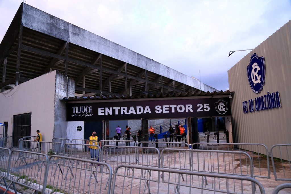 Partida entre Remo e Galvez (AC) ocorreu nesta terça-feira, 19, após liberação de 50% de capacidade de lotação do estádio pela Prefeitura de Belém e governo estadual
