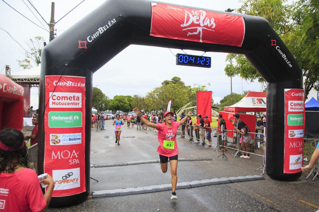 A programação do mês da mulher em Belém começou no último doming com a corrida" Só Delas".