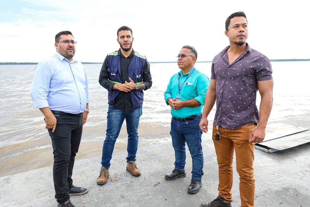 Secretário de Urbanismo, Deivison Alves e técnicos municipais acompanharam a retomada da linha fluvial de Icoaraci para ilha de Cotijuba