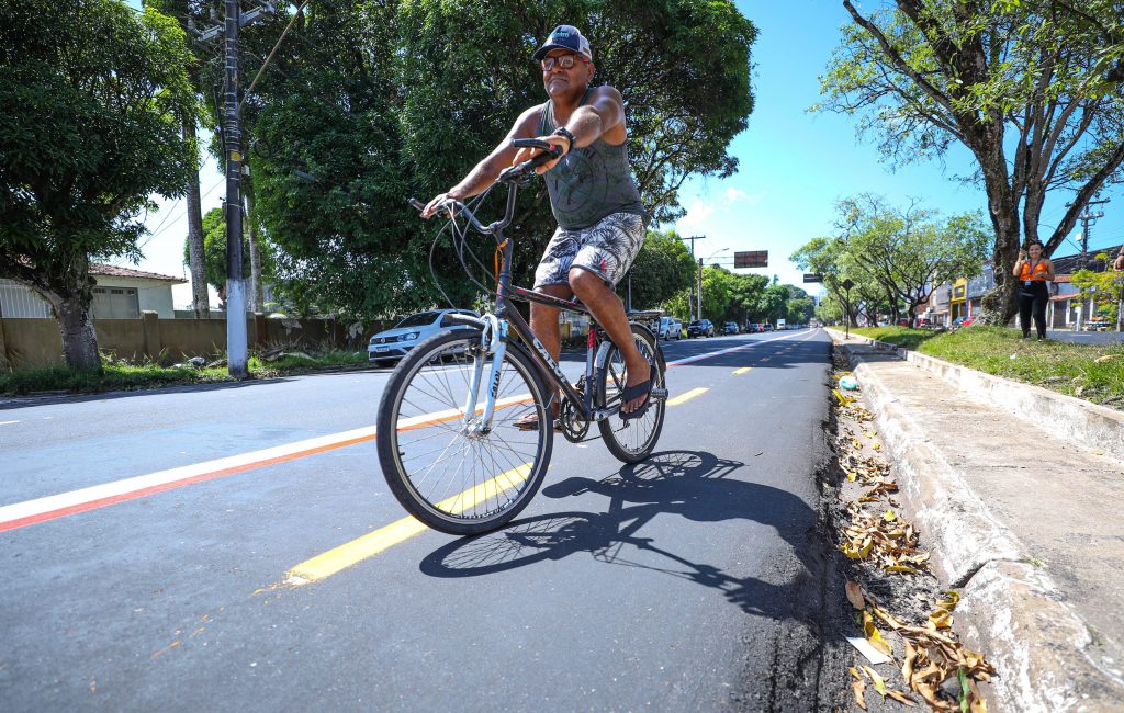 A nova Dr.Freitas pavimentada e revitalizada com 13,99 km de ciclofaixa