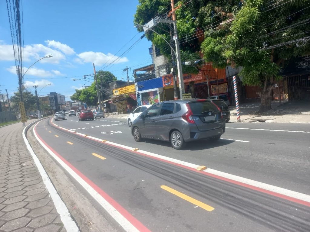 Avenida Senador Lemos mais segura com nova sinalização e ciclofaixa