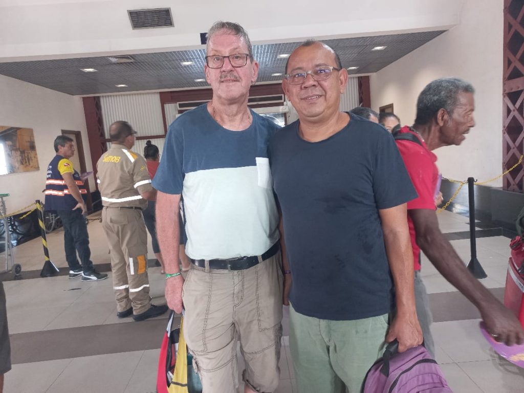 Márcio Coelho e o amigo Ralf Albert vieram de Roraima e aprovaram a ação de educação no trânsito da Semob