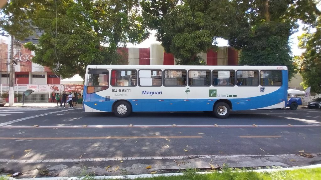As empresas operadoras do sistema municipal de transporte coletivo por ônibus de Belém devem adotar os horários estabelecidos para os dias úteis, em todas as linhas de ônibus gerenciadas pela Semob