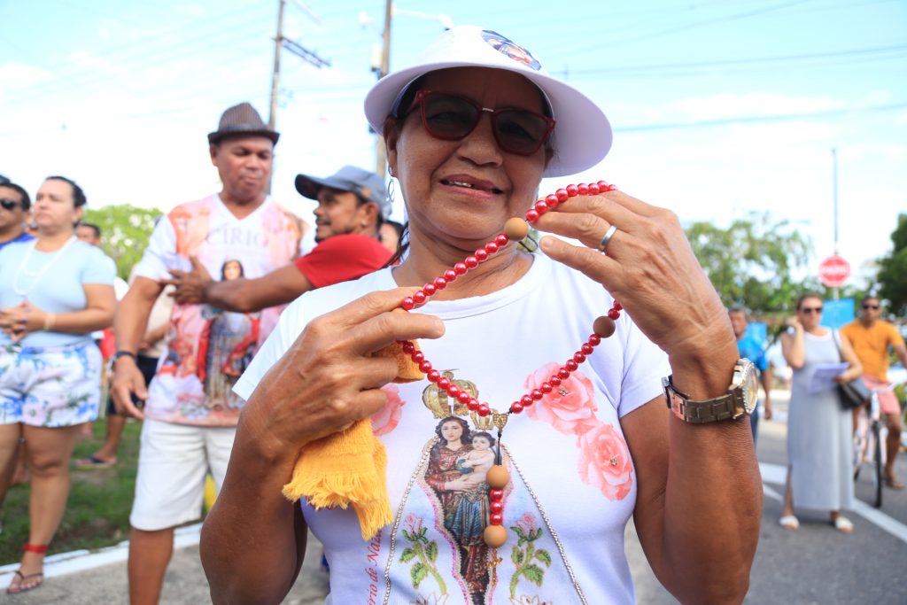 Rosineide Braga de Souza, 56, dona de casa: é importante essa caminhada com Nossa Senhora