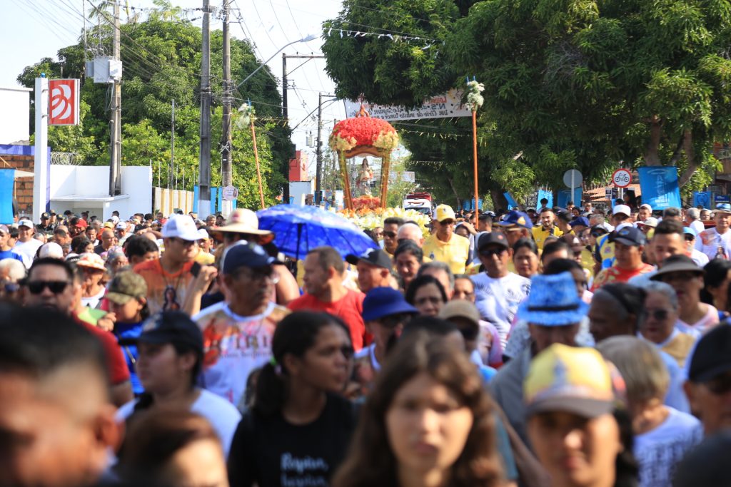 Imagem tradicional por todo o Pará: uma multidão renova a fé e a esperança em mais um Círio